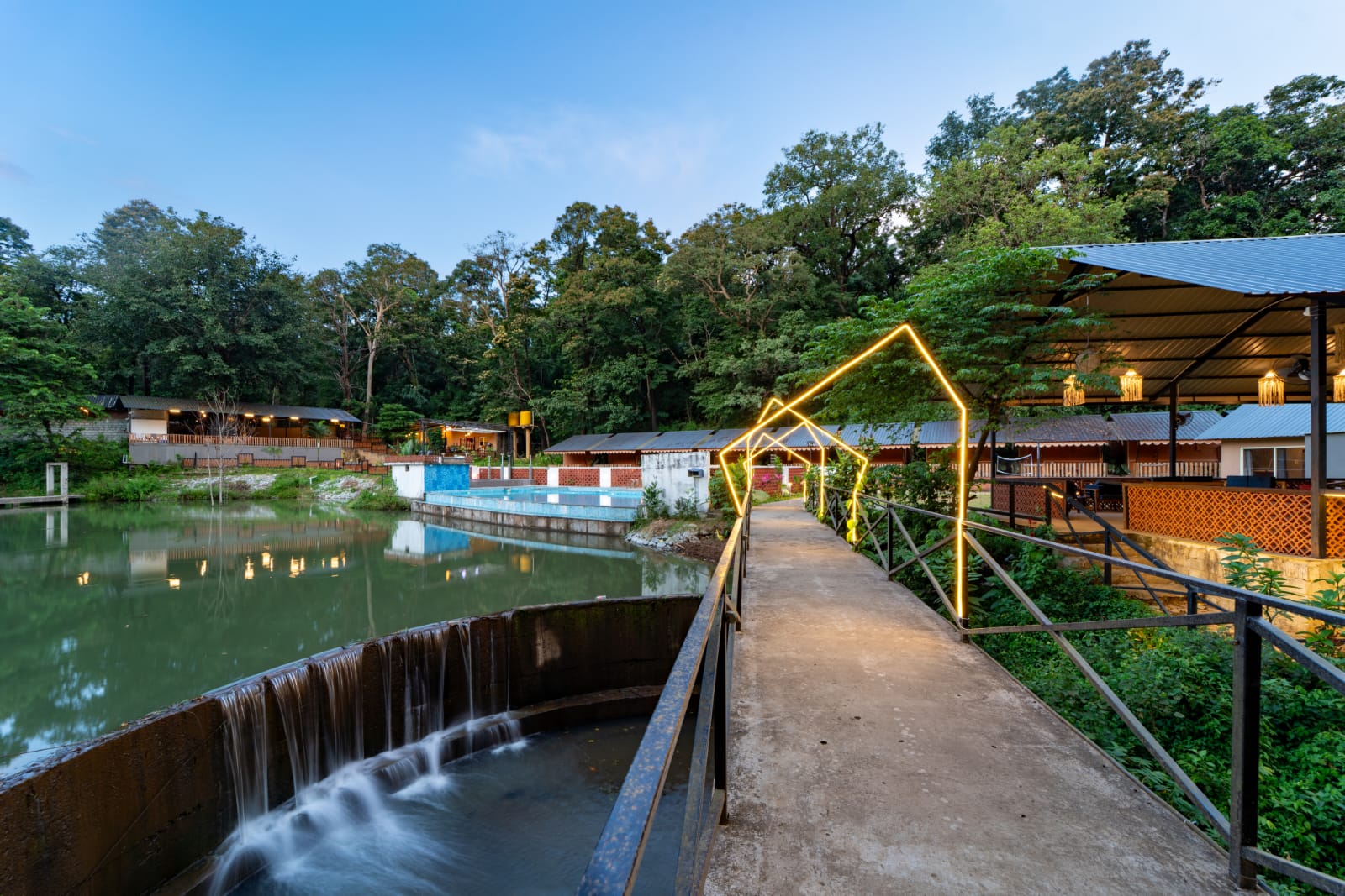 lake valley jungle resort 2